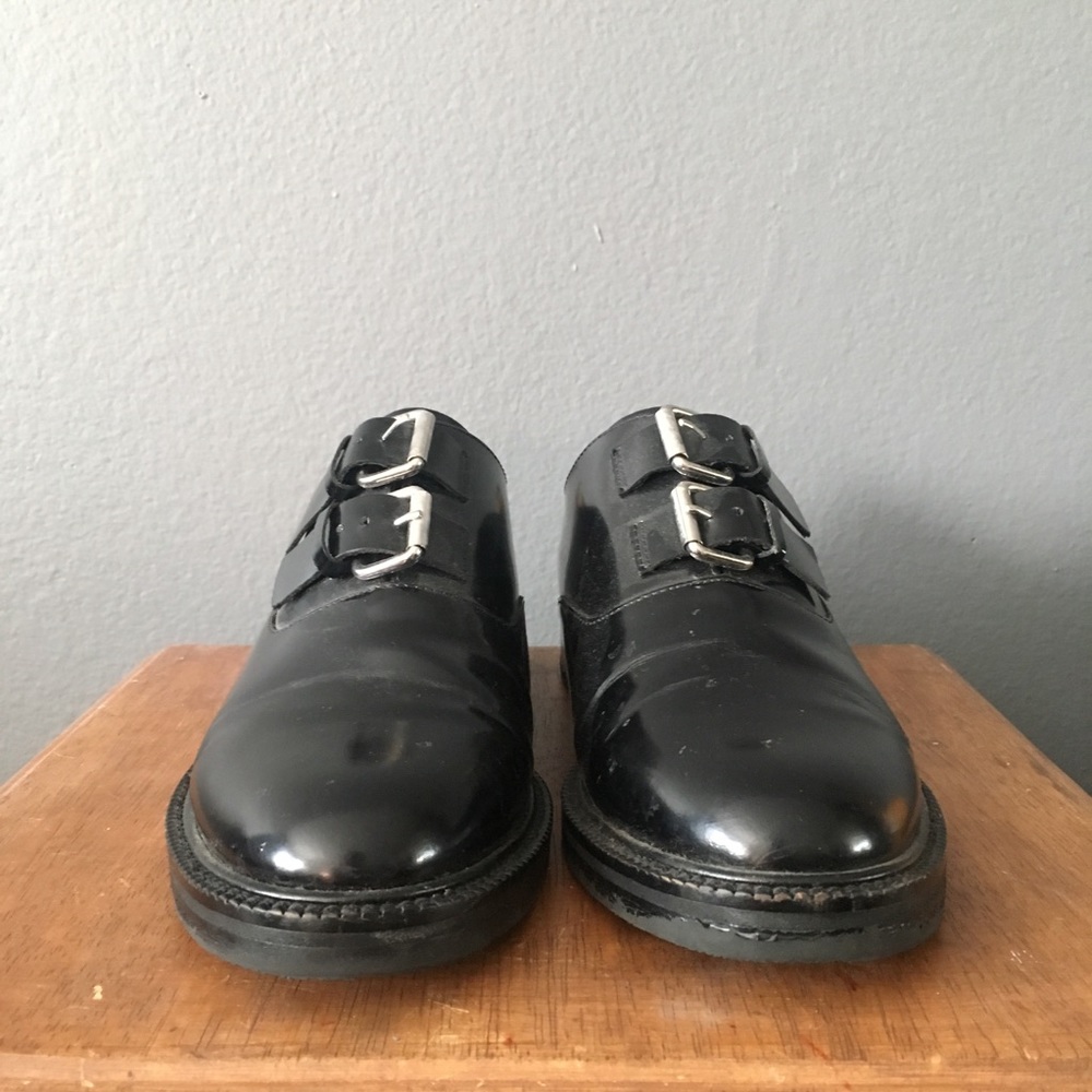 Urban Outfitters Oxfords with Buckle - Picture 2 of 2